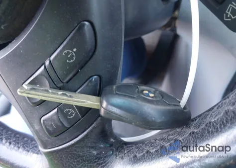 2001 BMW 325 Ci from USA, damaged, VIN WBABS33451JY55403